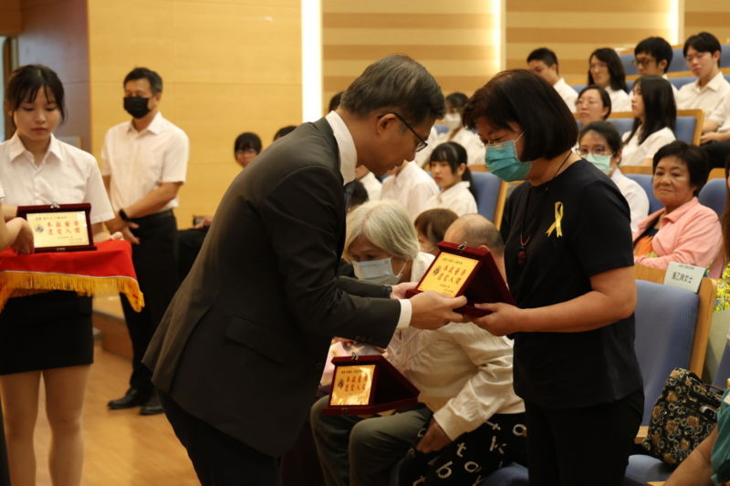 Image:Enews468焦點回顧-2.jpg