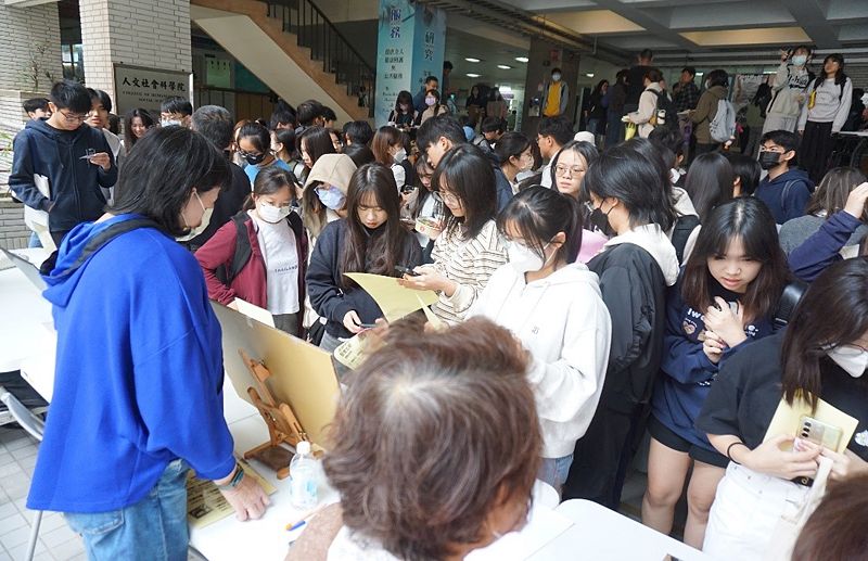 Image:Enews466焦點回顧-7.jpg