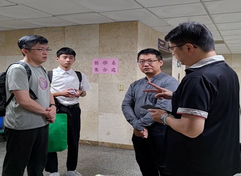 Image:Enews484藥學院-2.jpg