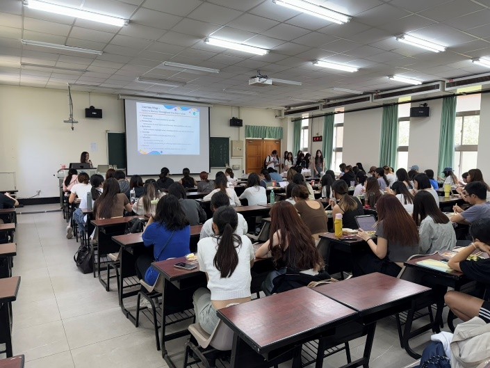 Image:Enews472藥學院-5.jpg