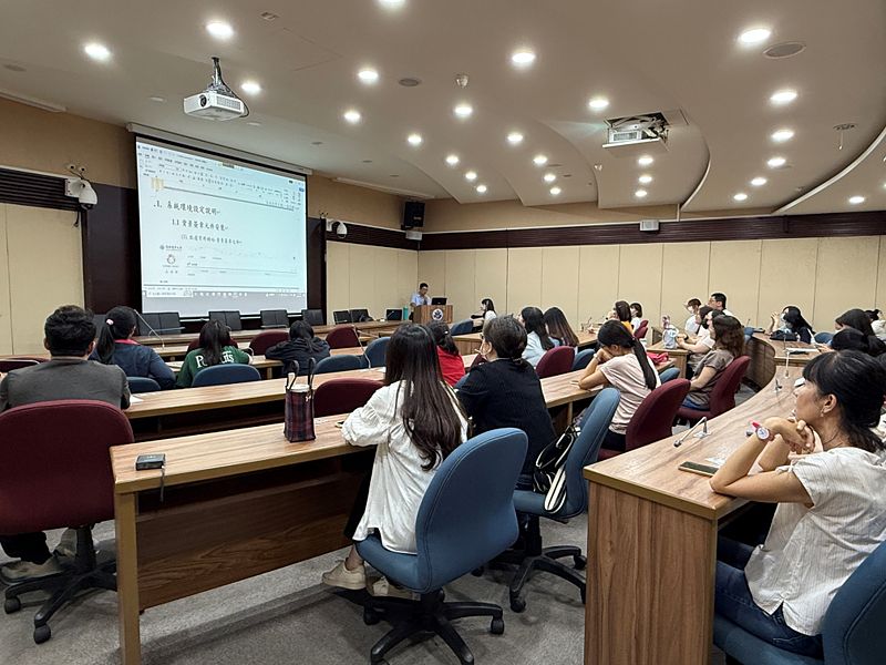 Image:Enews487人事室-11.jpg