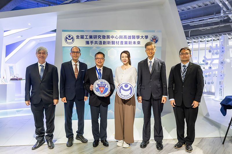 Image:Enews473焦點回顧-10.jpg