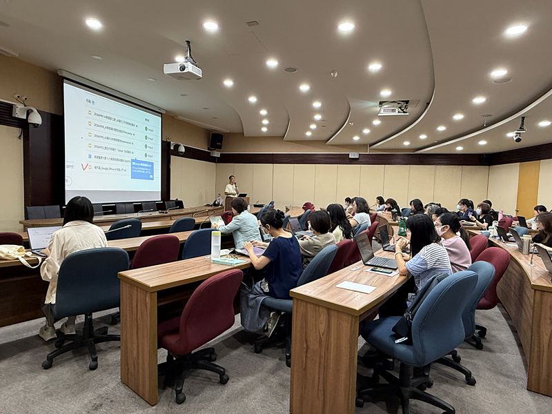 Image:Enews489人事室-25.jpg