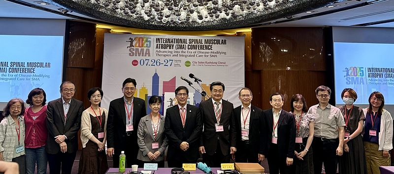 Image:Enews469焦點回顧-8-1.jpg
