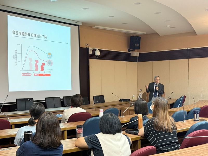 Image:Enews489人事室-04.jpg