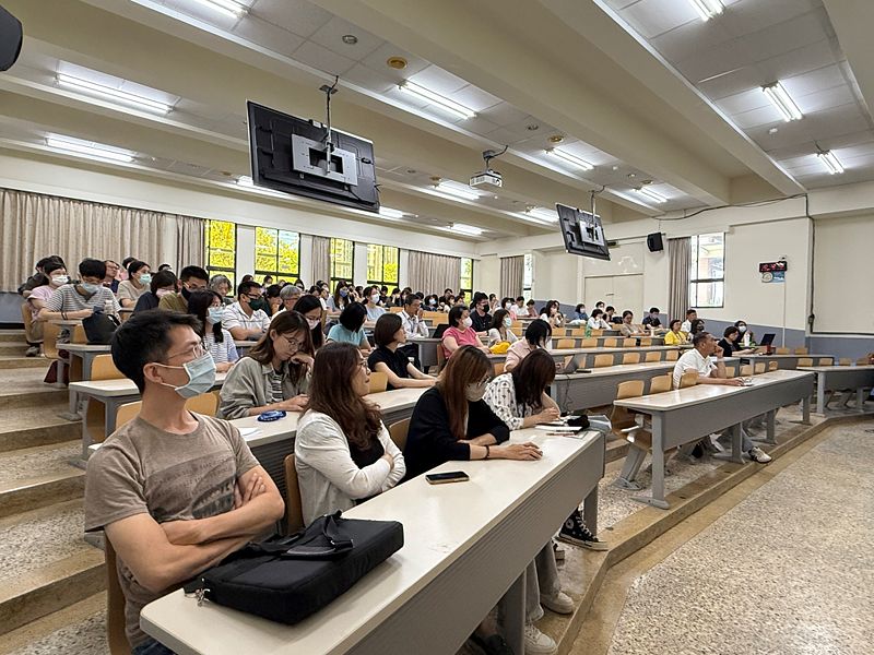 Image:Enews483人事室-05.jpg